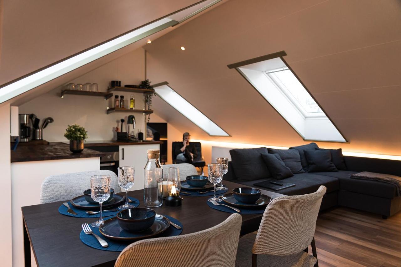 Апартаменты Scenic Penthouse - Ocean View & Skylight Windows Siglufjordur Экстерьер фото